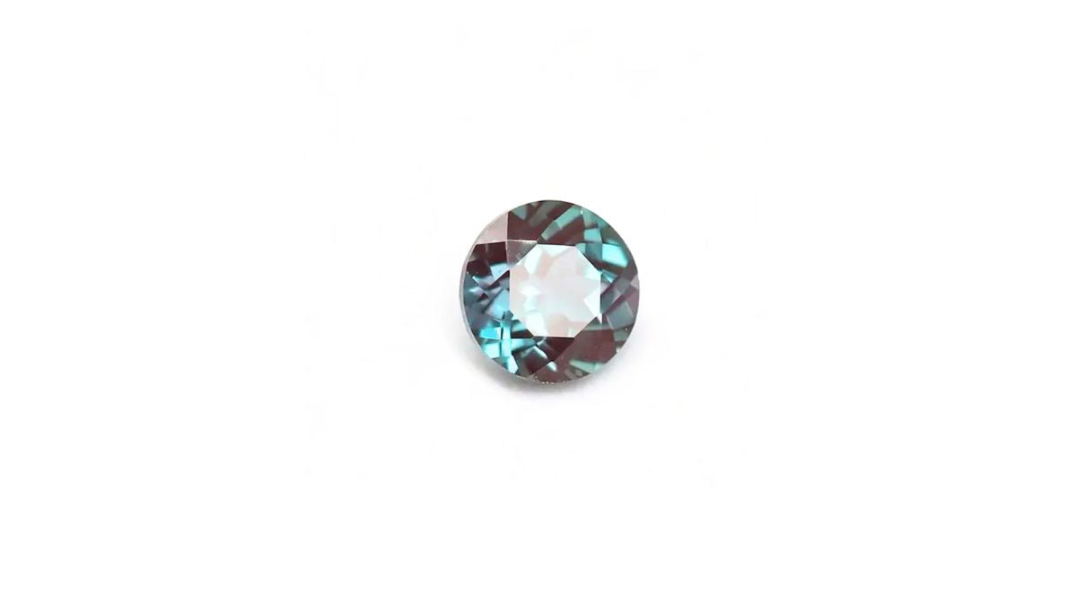 round alexandrite representing june birthstone