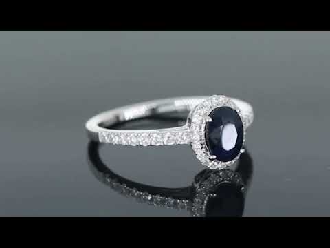 360 degree video of Classic Oval Sapphire Ring 